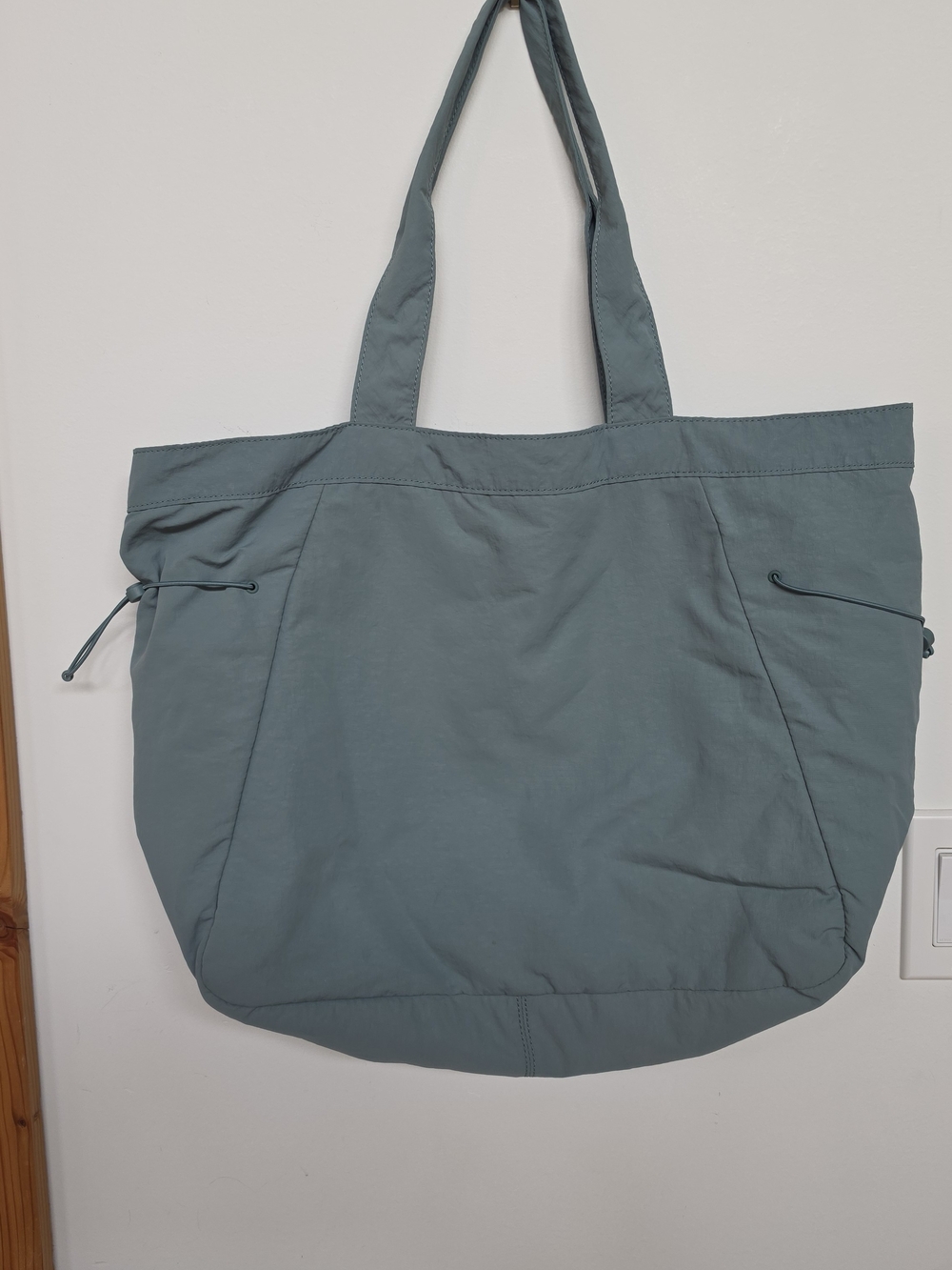 Lulu Lemon 18L Side Sinch Shopping Tote Bag - Picture 6 of 10